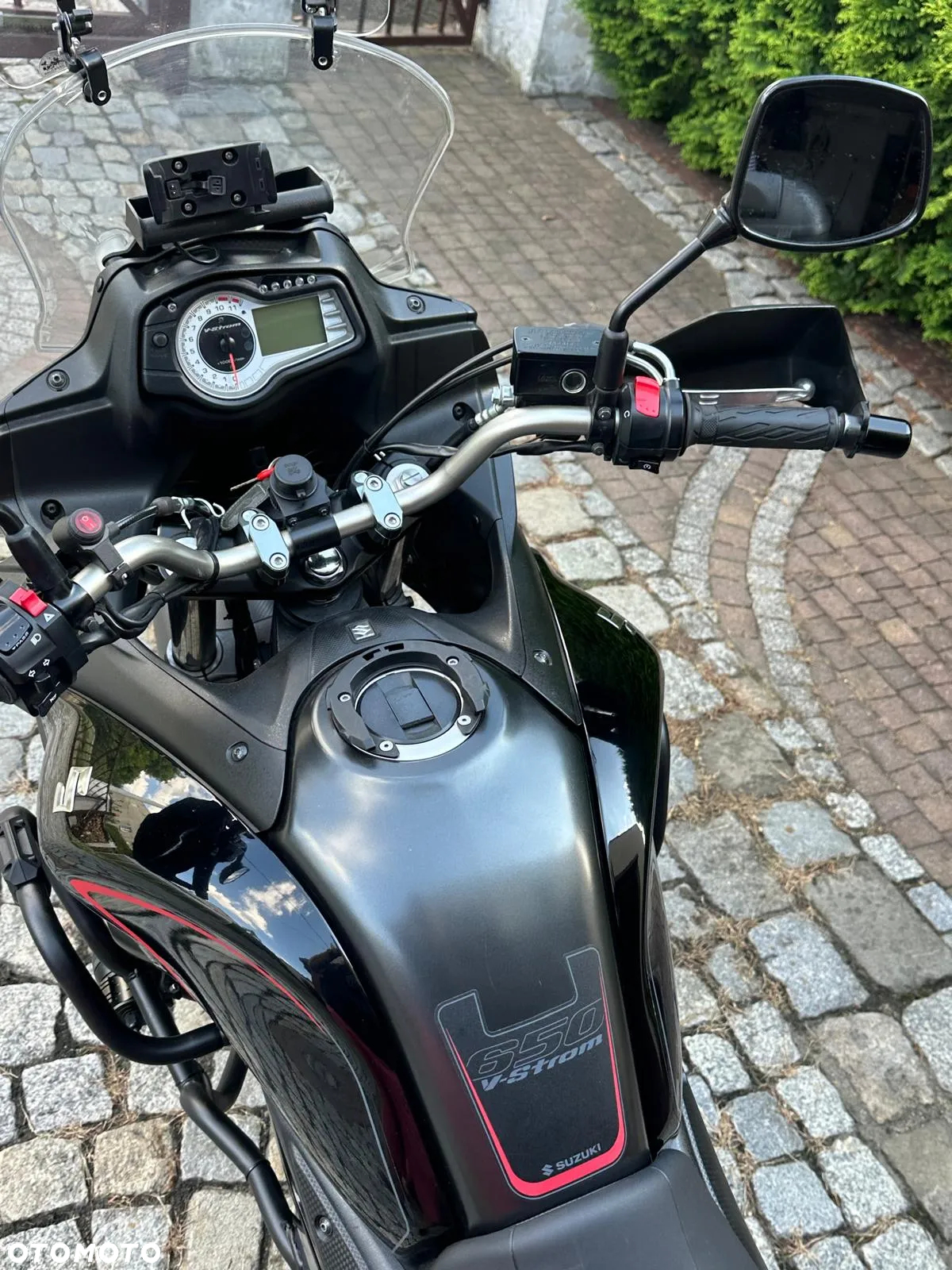 Suzuki DL - 7