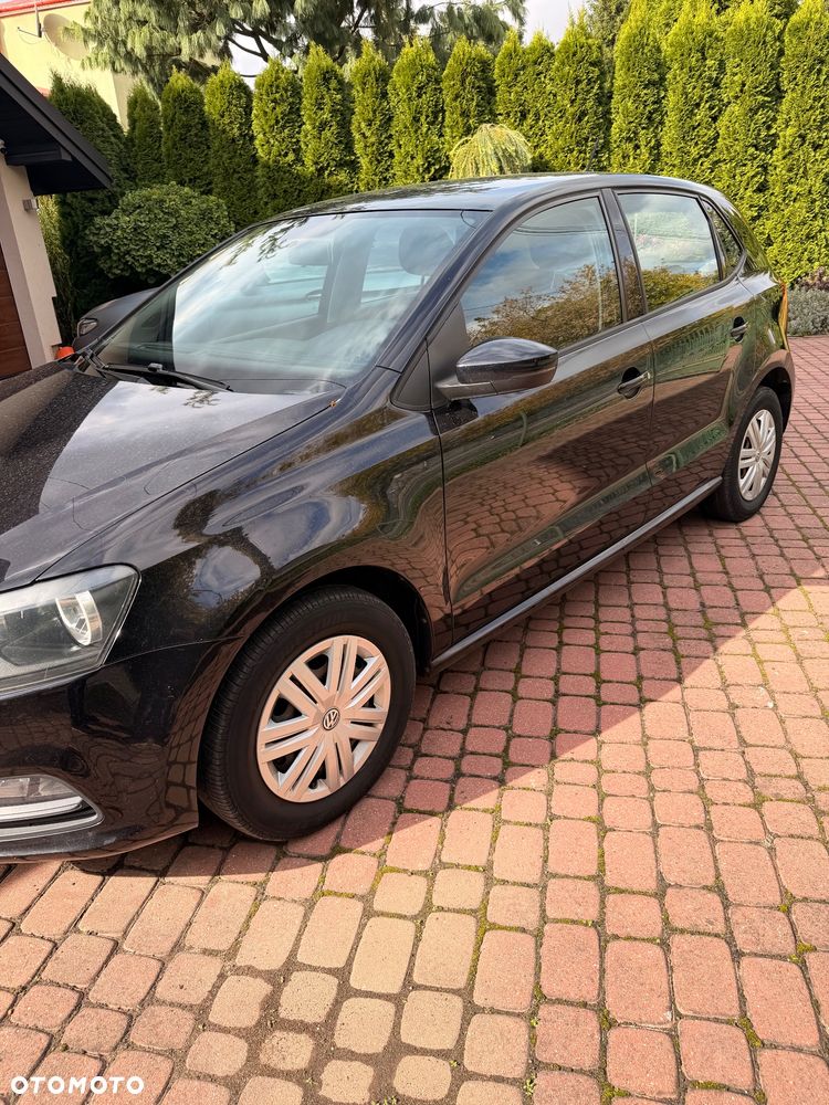 Volkswagen Polo 2015 photo 2