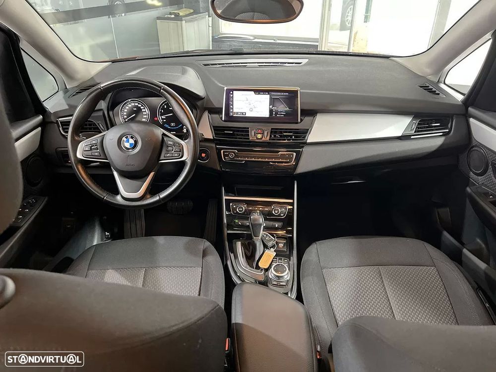 BMW 225xe Active Tourer Advantage - 11
