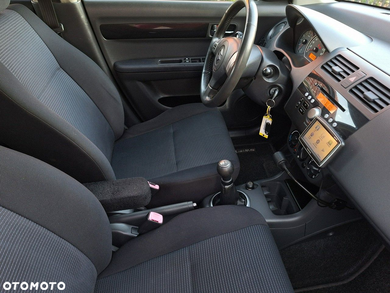 Suzuki Swift - 7