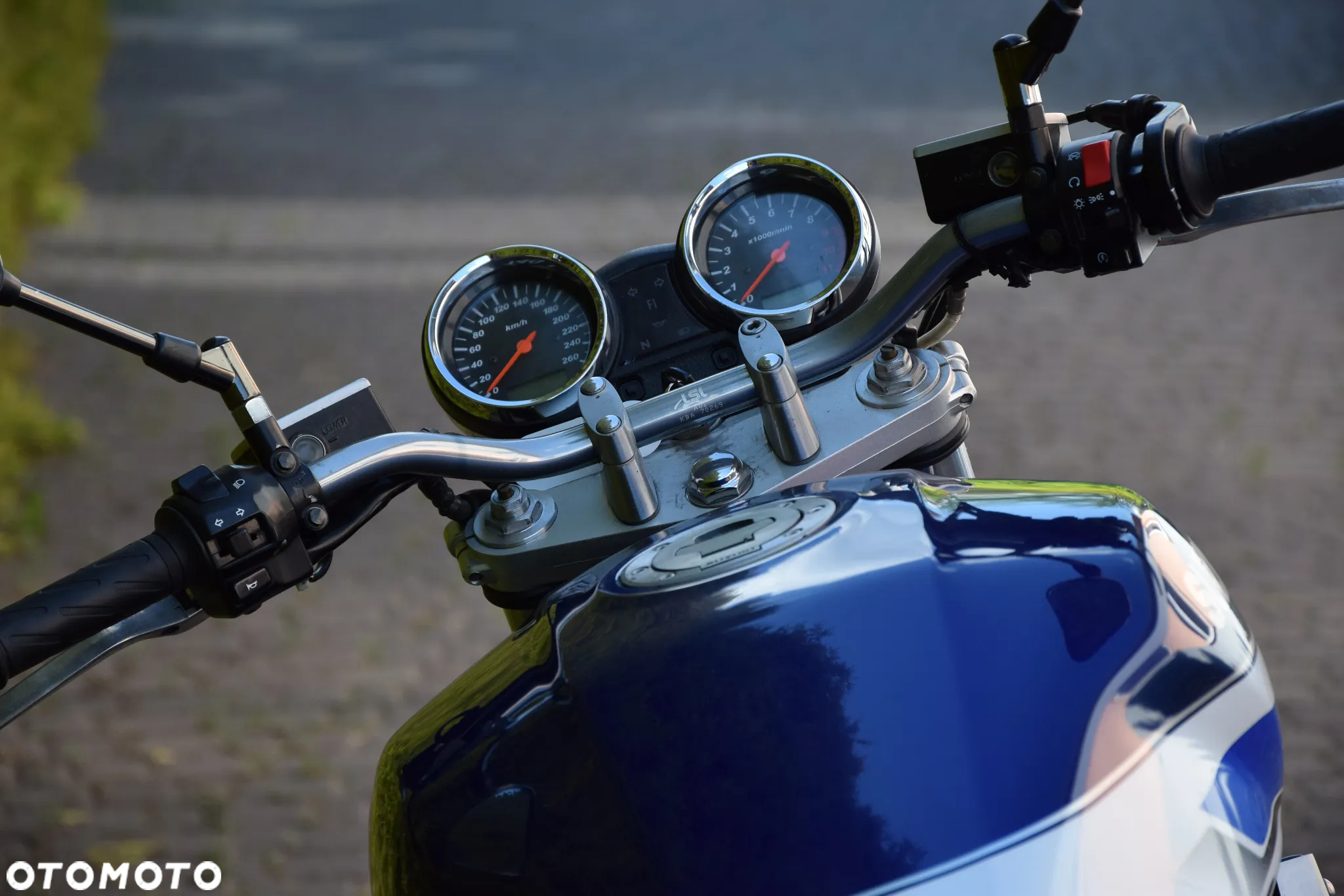 Suzuki GSX - 5