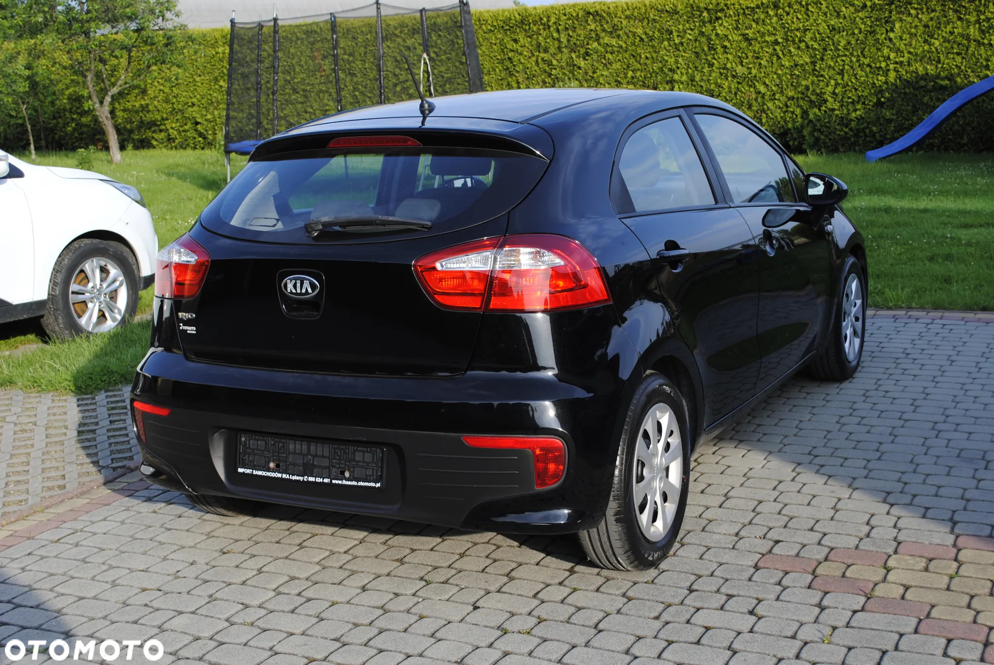 Kia Rio - 8