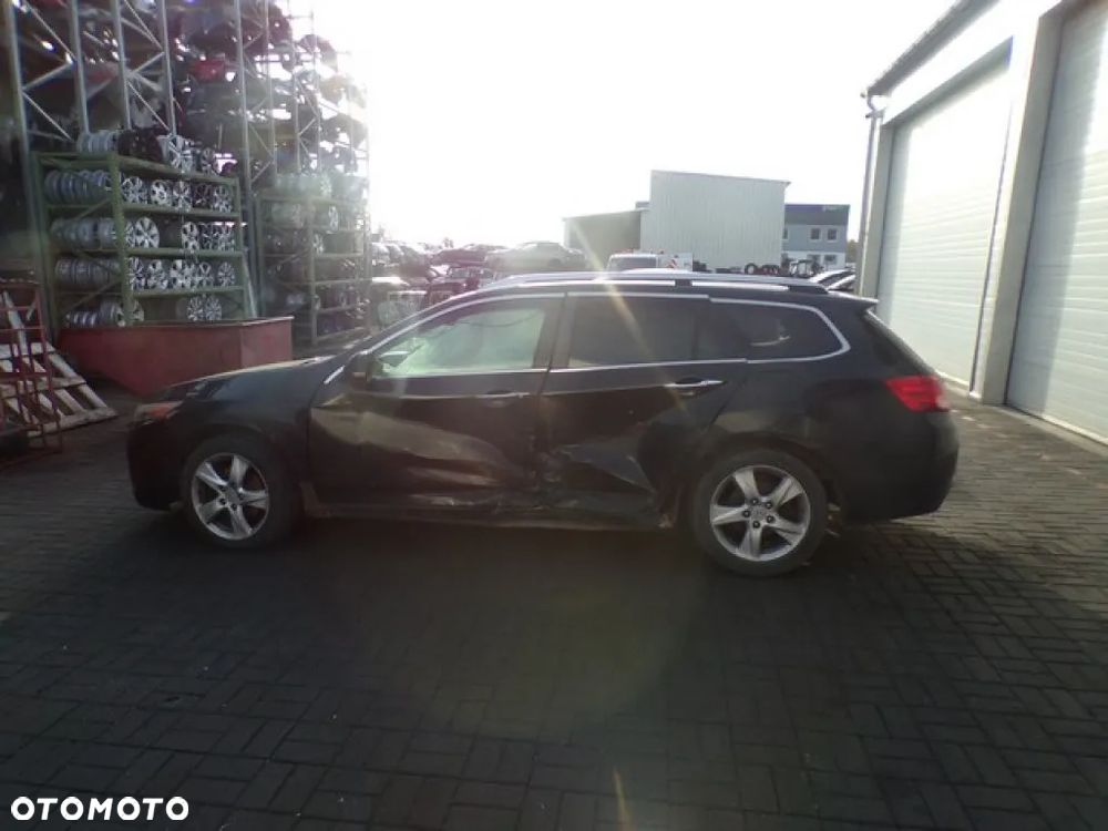 Części - Honda Accord 8 VIII 2.0 i-VTEC KOMBI 09R - 1