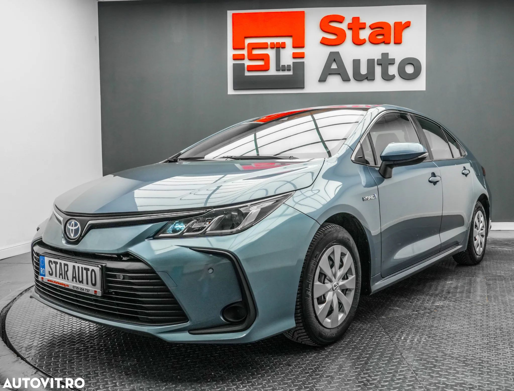 Toyota Corolla 1.8 HSD Business - 1