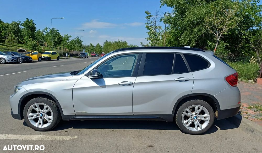 BMW X1 xDrive20d Aut. Sport Line - 3