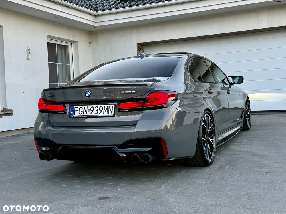 BMW Seria 5 M550i xDrive - 12