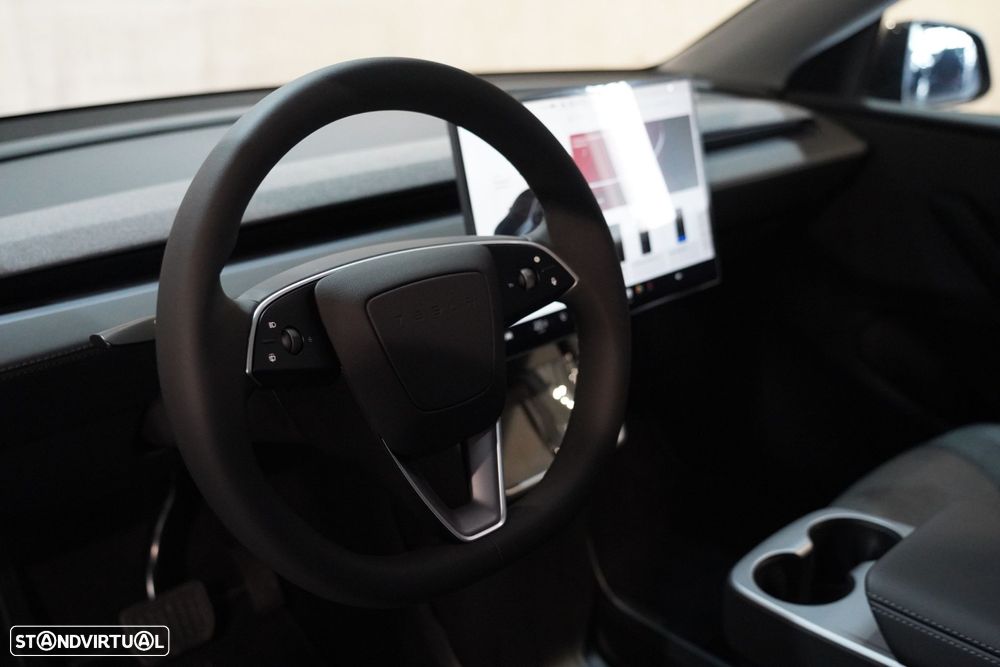 Tesla Model Y Long Range Tração Traseira - 9