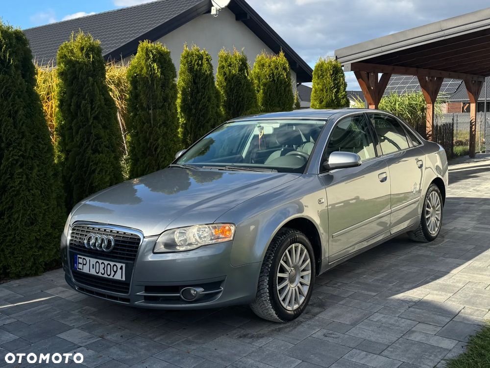Audi A4 Limousine - 2