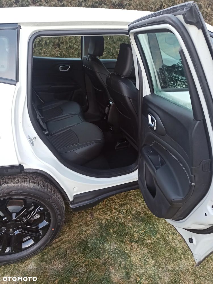 Jeep Compass 1.3 T4 PHEV 4xe Longitude S&S - 25