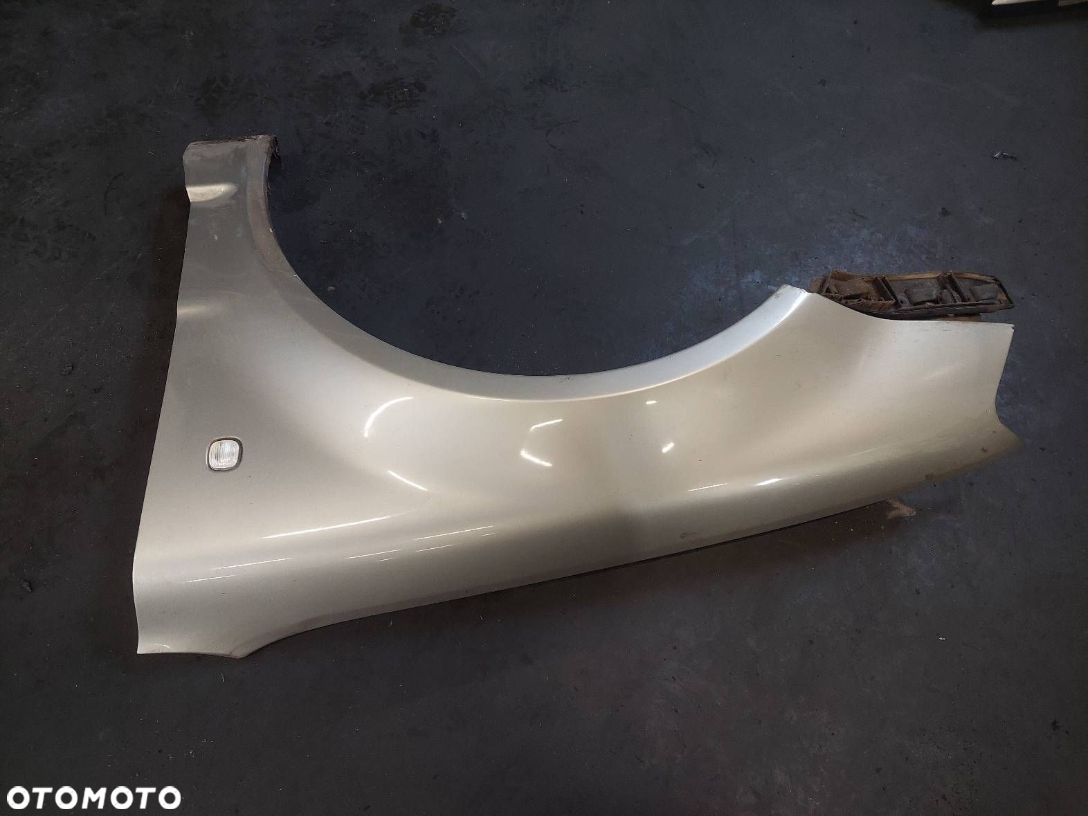 KOMPLETNY PRZÓD XENON MASKA ZDERZAK LAMPY BŁOTNIKI SKODA SUPERB I 9201 - 7
