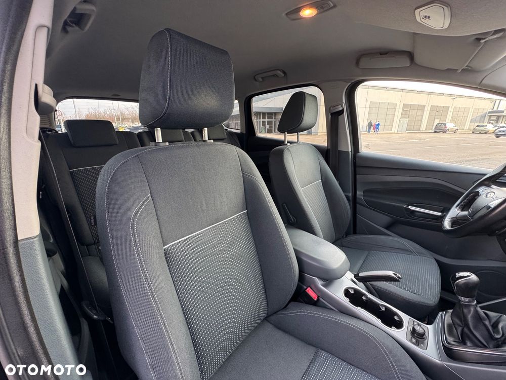 Ford C-MAX 1.6 Ti-VCT Champions Edition - 19