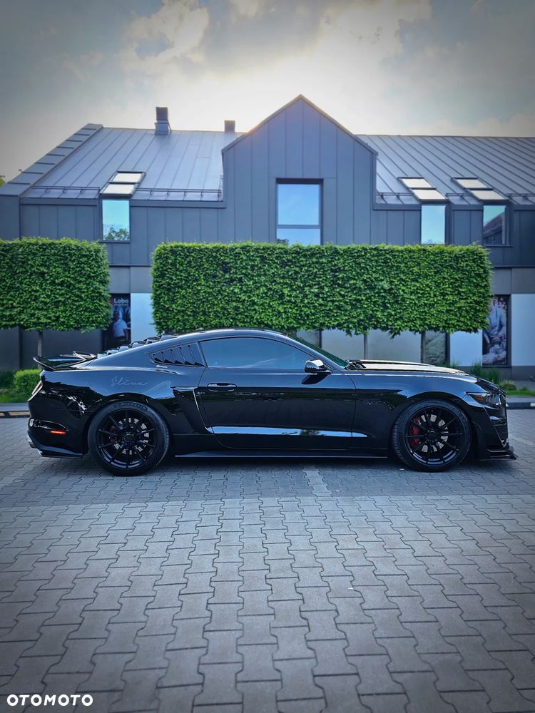 Ford Mustang 5.0 V8 GT - 10