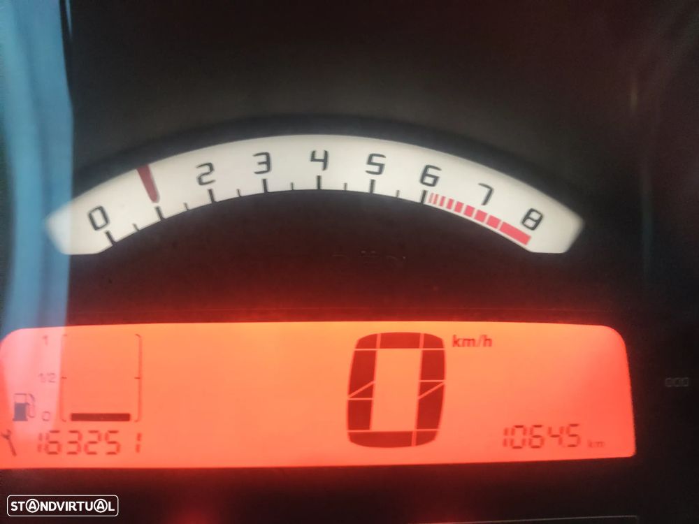 Citroën C2 1.1 Tonic - 20