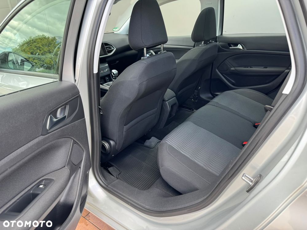 Peugeot 308 BlueHDi 120 Stop & Start Niveau 2 Business-Line - 14