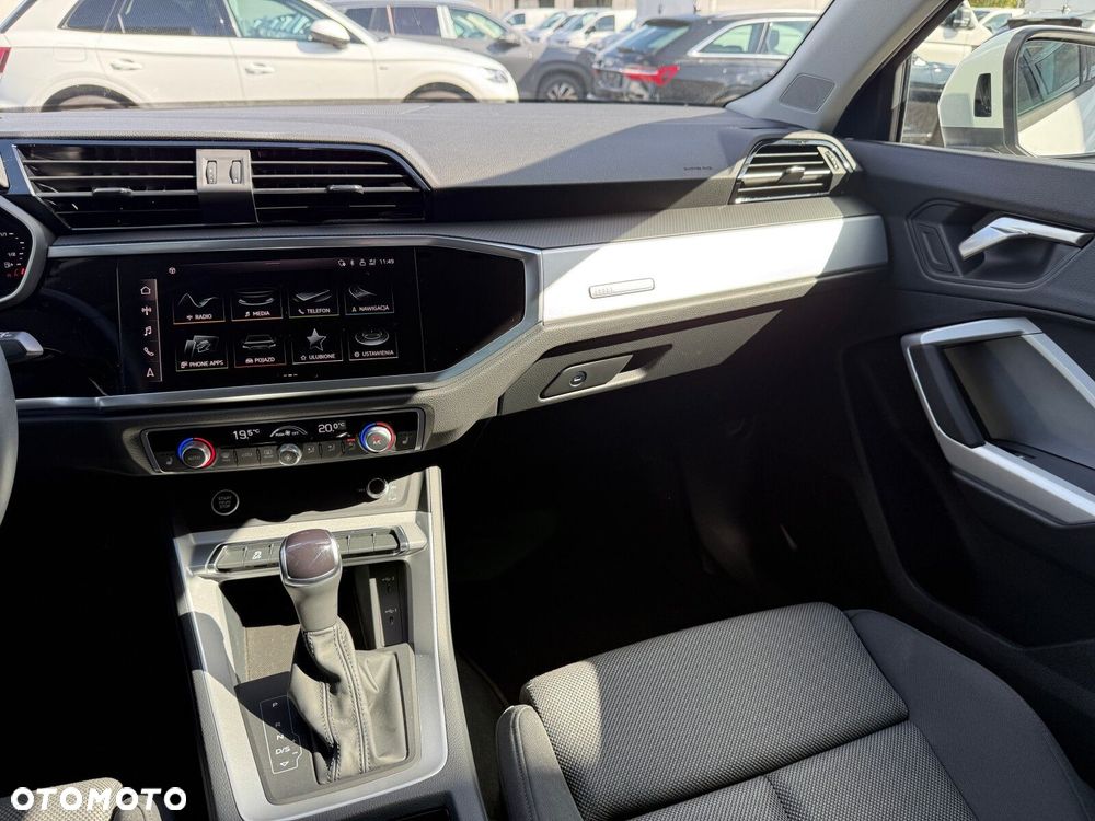 Audi Q3 - 17
