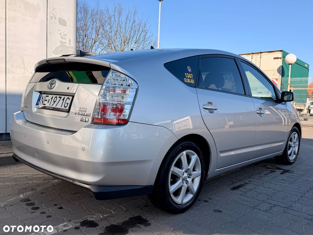 Toyota Prius 1.5 VVT-i Prestige - 5