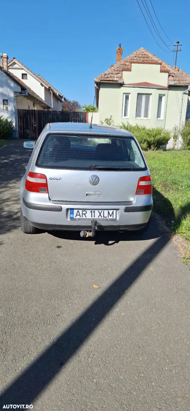 Volkswagen Golf - 3