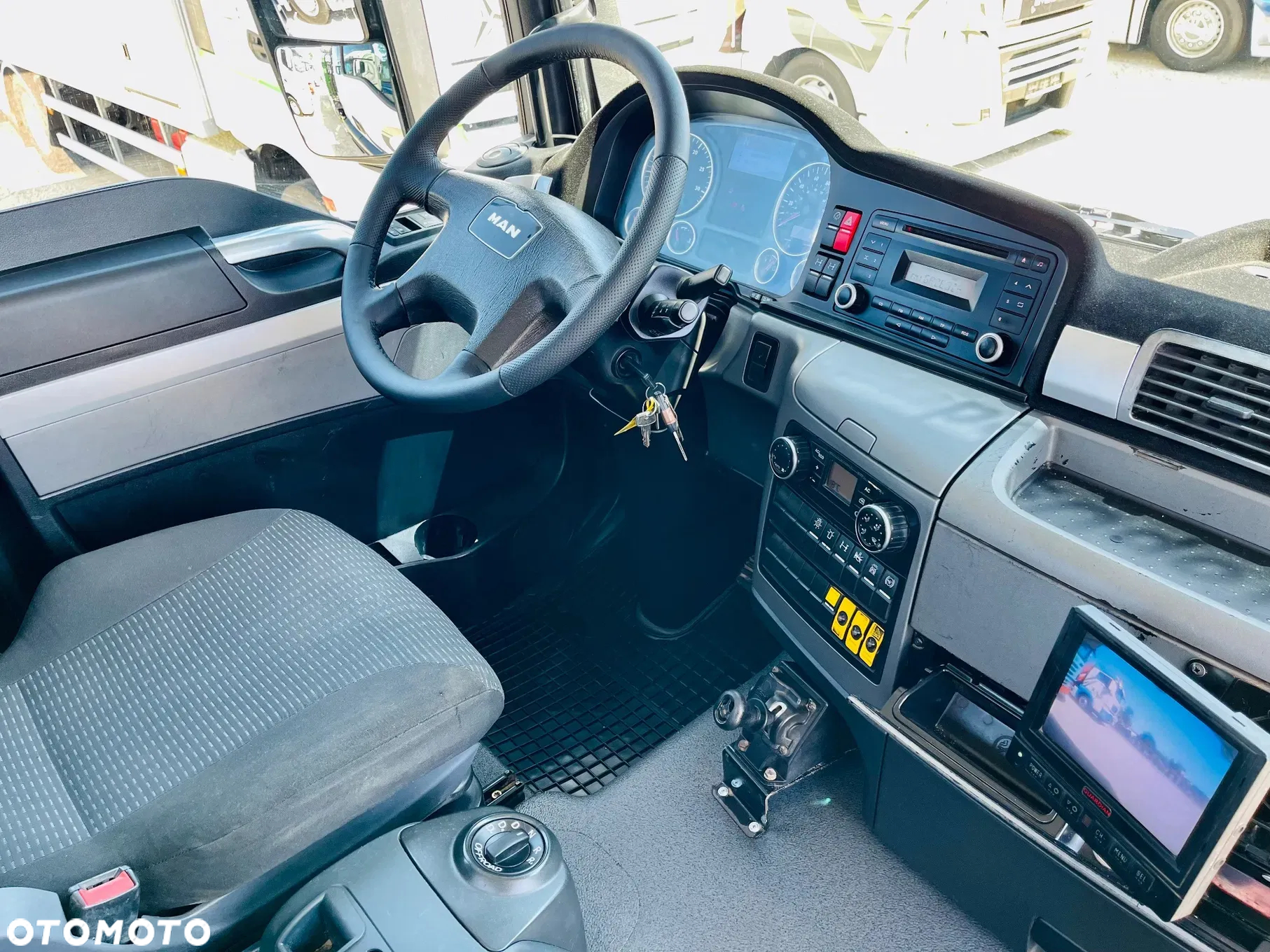 MAN MAN TGS TGX 35.400 // 8x4 // E5 // wywrotka kiper + HDS z czerpakiem / - 31