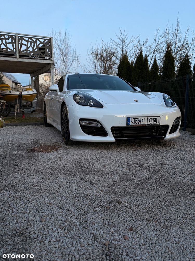 Porsche Panamera ver-gts-pdk - 17