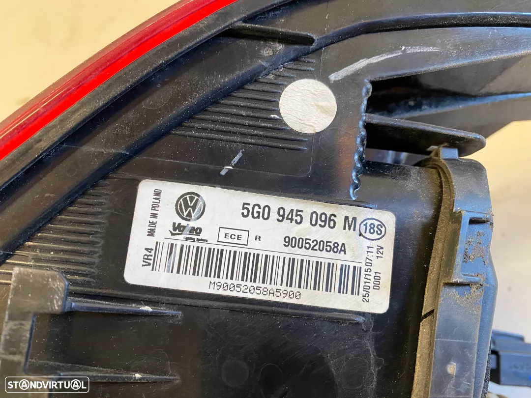 Farolim direito VW Golf VII 7 5G0945095M - 3