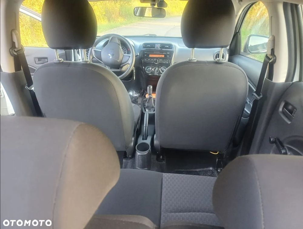 Mitsubishi Space Star - 6