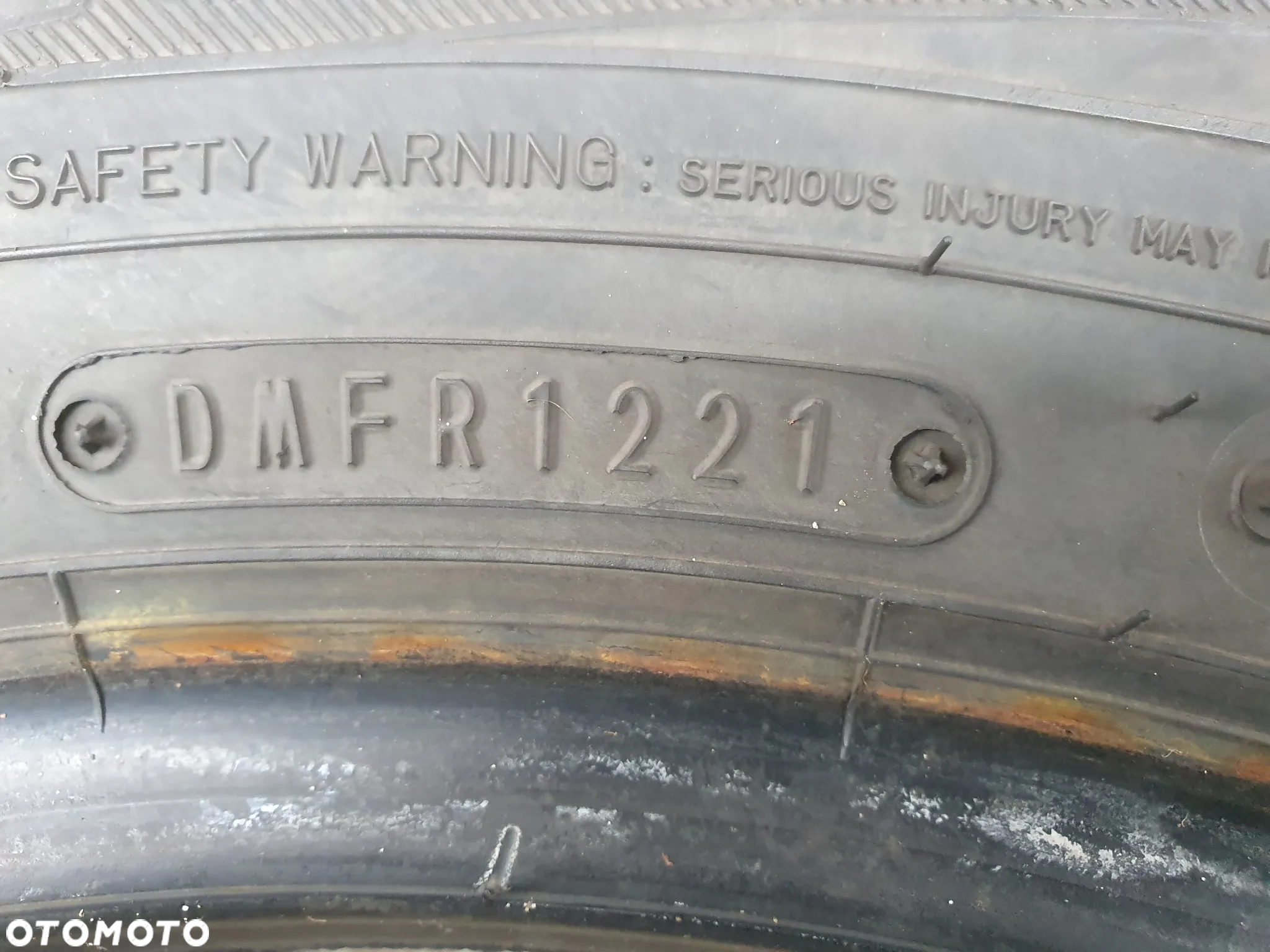 OPONA FALKEN EUROWINTER HS501 215/60 R16 2021r 8mm - 4