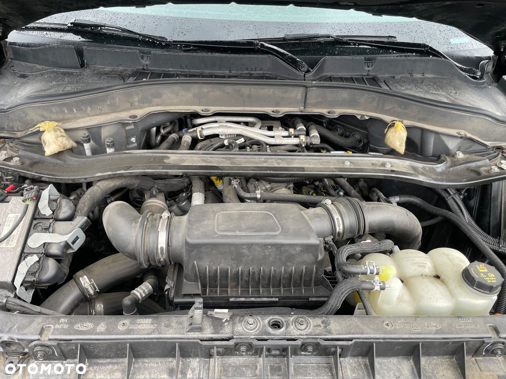 Ford Explorer EcoBoost Plug-in Hybrid PLATINUM - 16
