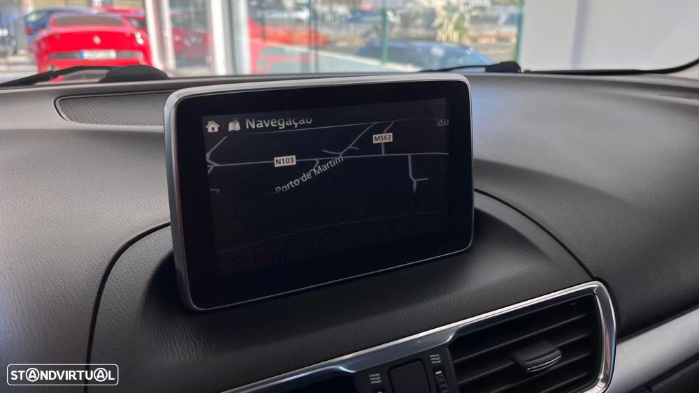 Mazda 3 1.5 Sky-D Excellence - 19
