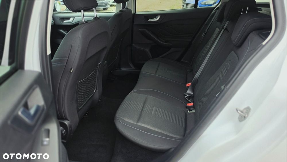 Ford Focus - 7