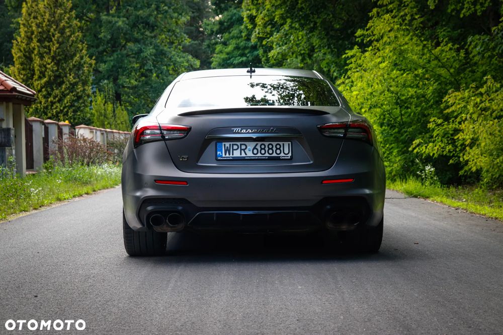 Maserati Ghibli - 4