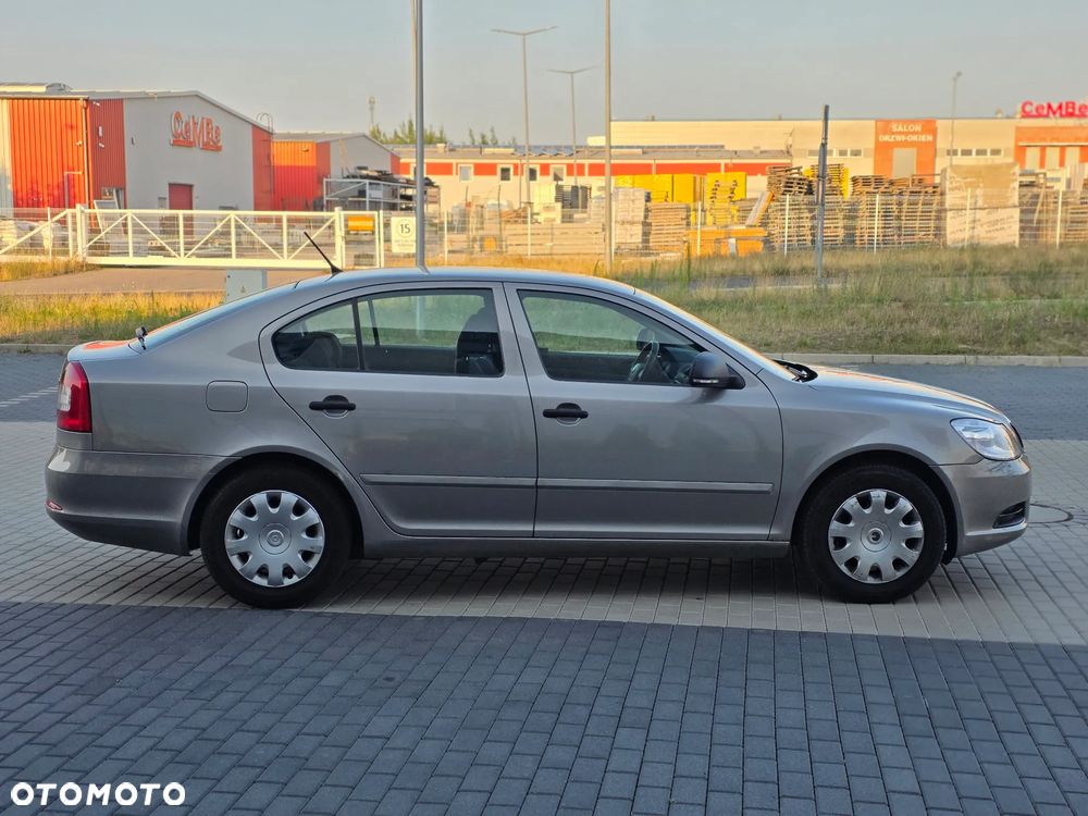 Skoda Octavia 1.4 TSI Ambiente - 11