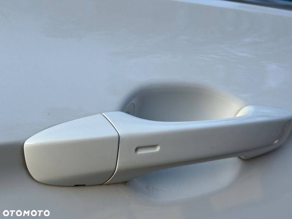 Volkswagen Passat 2.0 TDI SCR 4Mot DSG Highline - 33