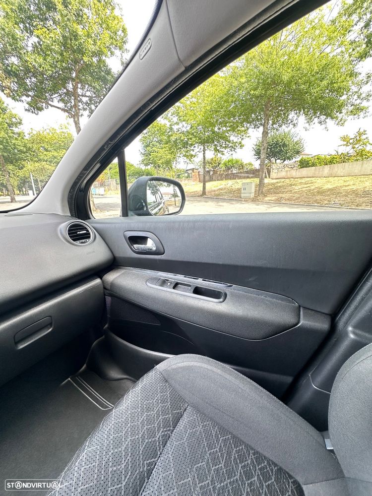 Peugeot 3008 1.6 BlueHDi Style EAT6 - 38