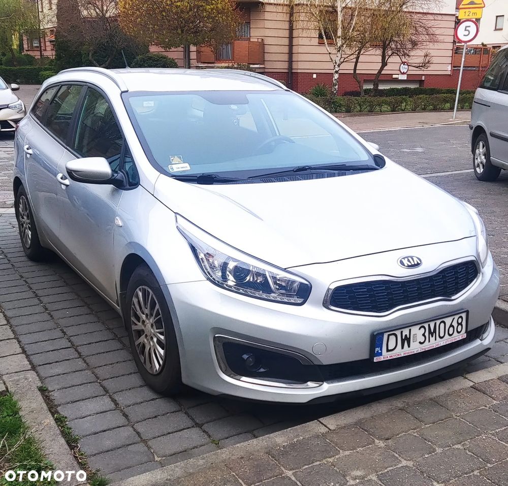 Kia Ceed 1.6 CRDi M - 1