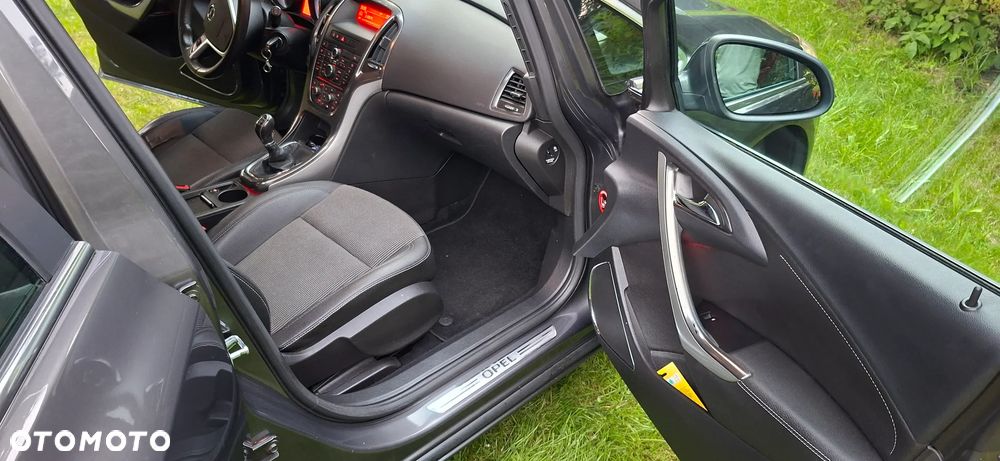 Opel Astra 1.4 ecoFLEX - 15