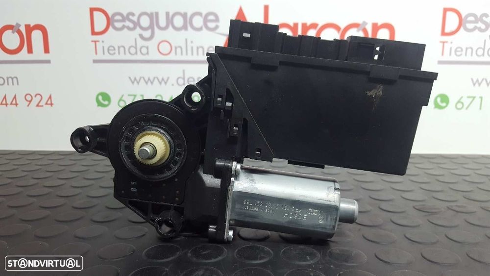MOTOR ELEVADOR TRASEIRO DIREITO AUDI A4 BERLINA (8E) 1.9 TDI - 3