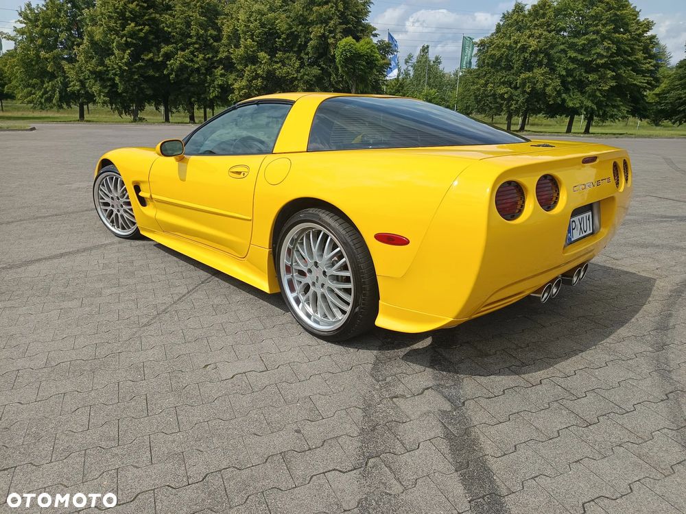 Chevrolet Corvette 5.7 - 24