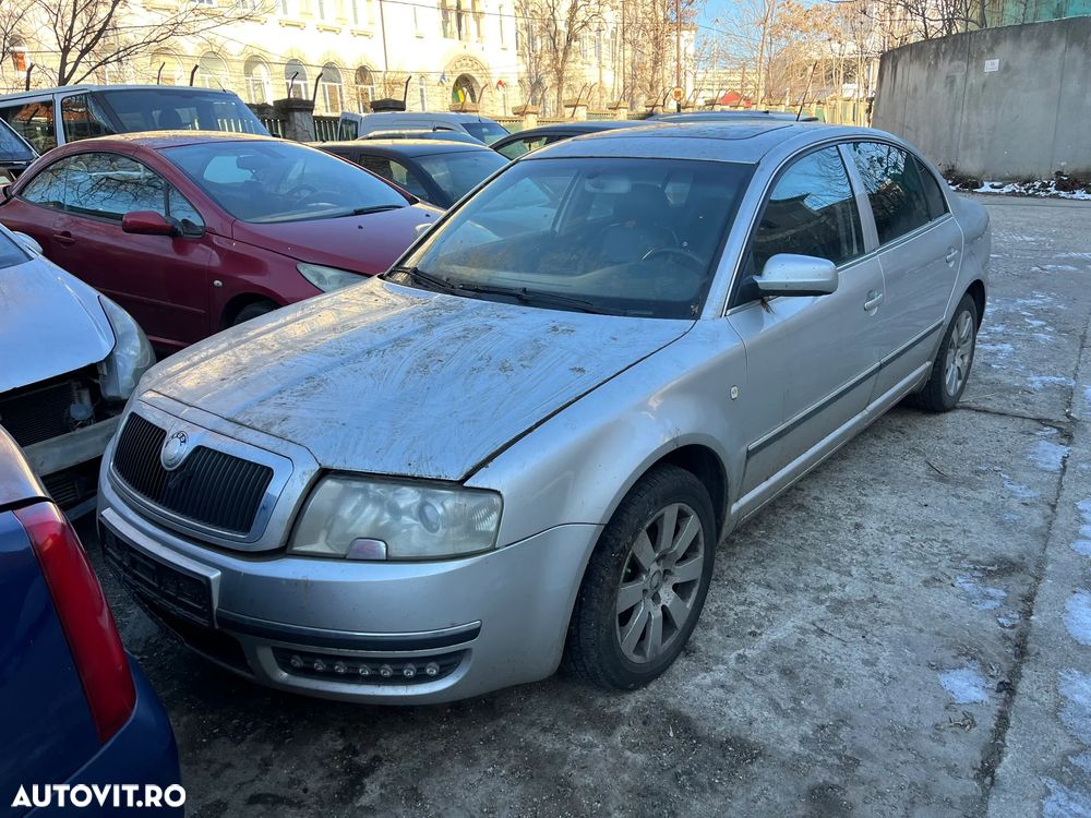 Dezmembrez Skoda Superb 1 gri argintiu 2,5 TDI 2004 - 9
