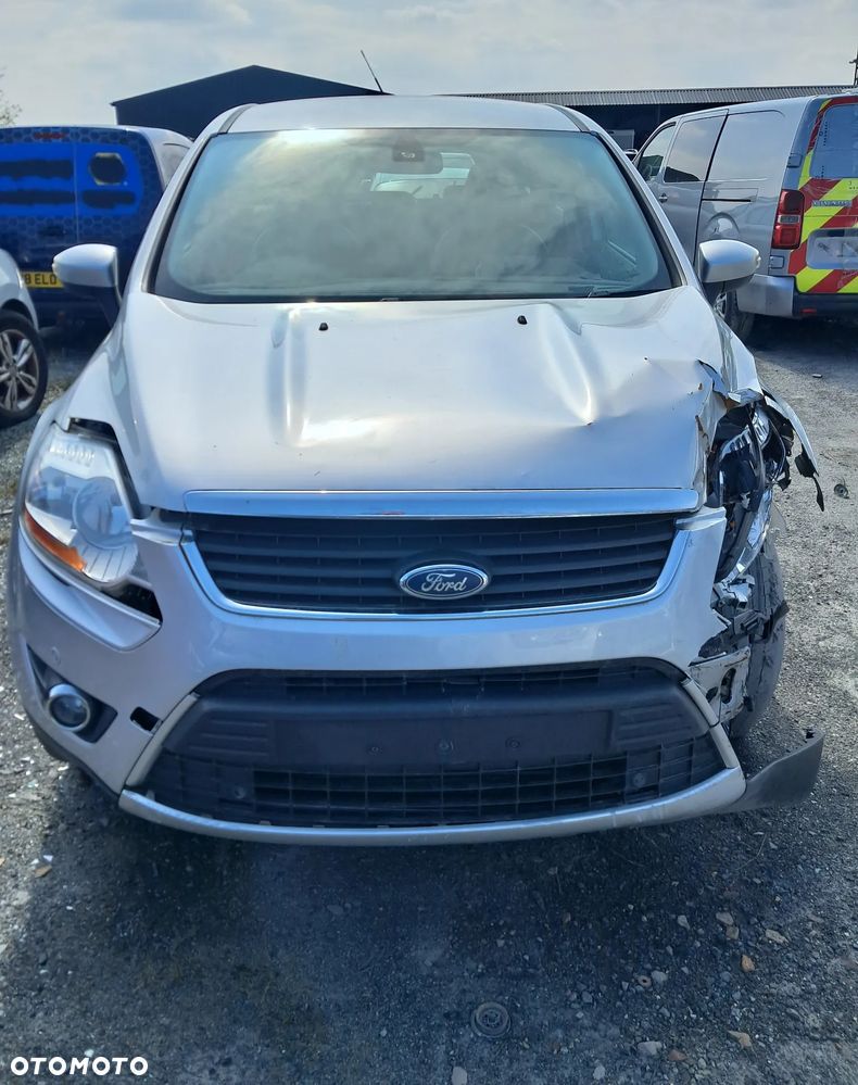 Ford Kuga 2.0 TDCi 4x4 Titanium - 10