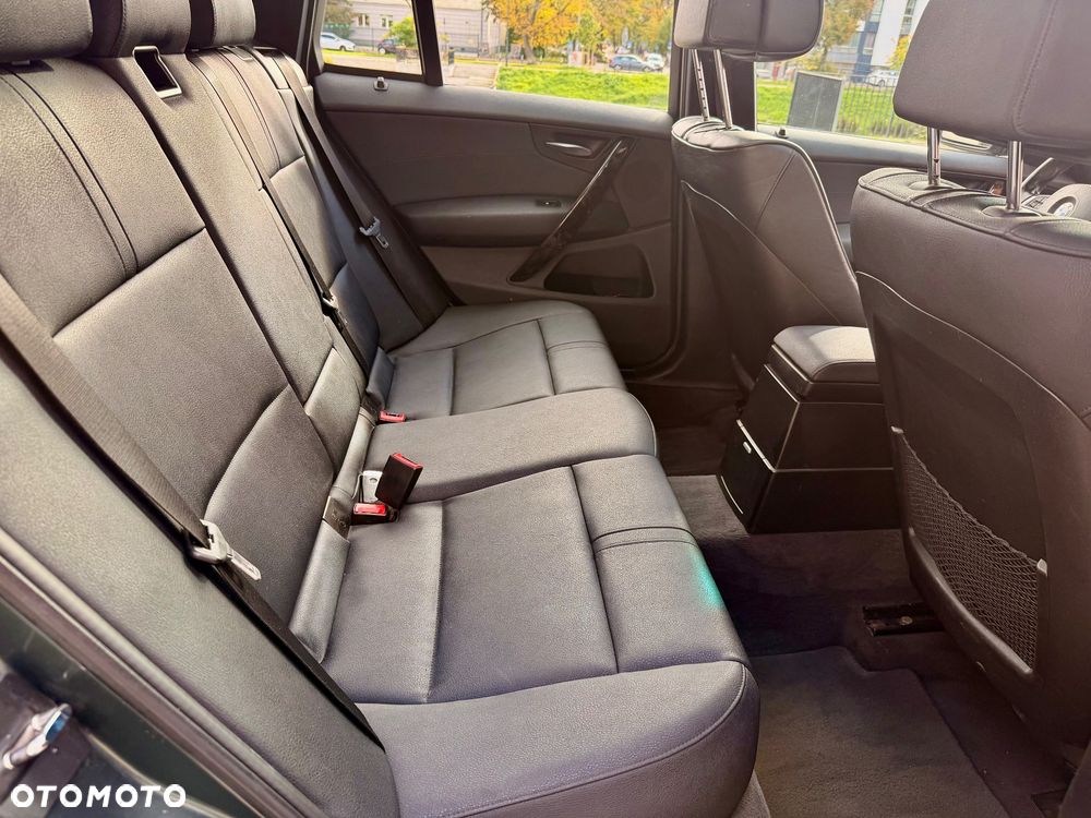 BMW X3 2.0i - 25