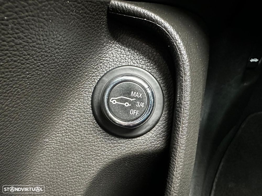 Opel Insignia Sports Tourer 2.0 CDTi Executive S/S - 21