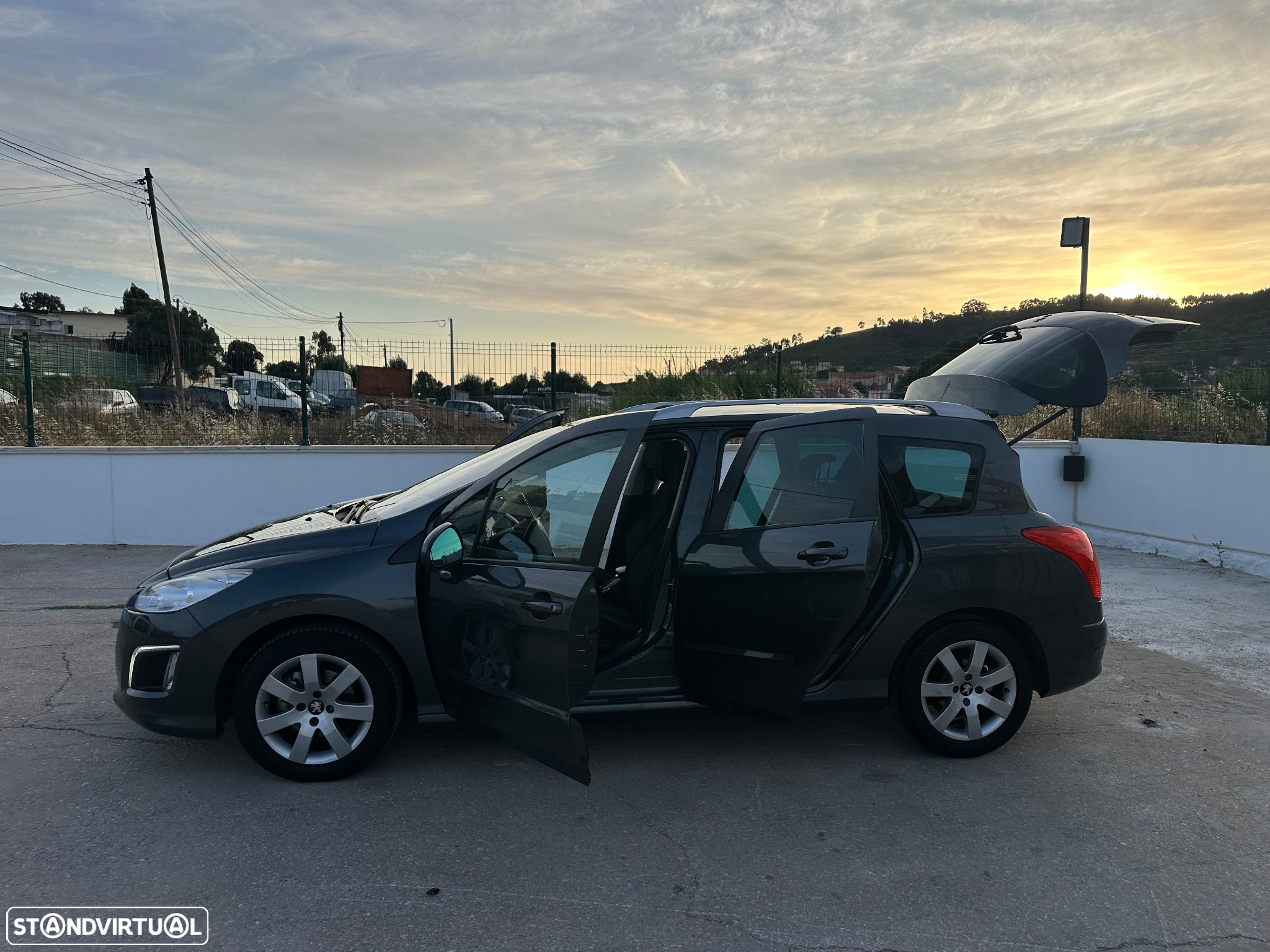 Peugeot 308 SW 1.6 HDi SE Navteq CVM6 - 34
