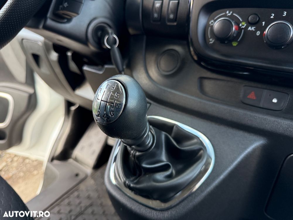 Opel Vivaro 1.6 D L2H1 S&S Life - 11