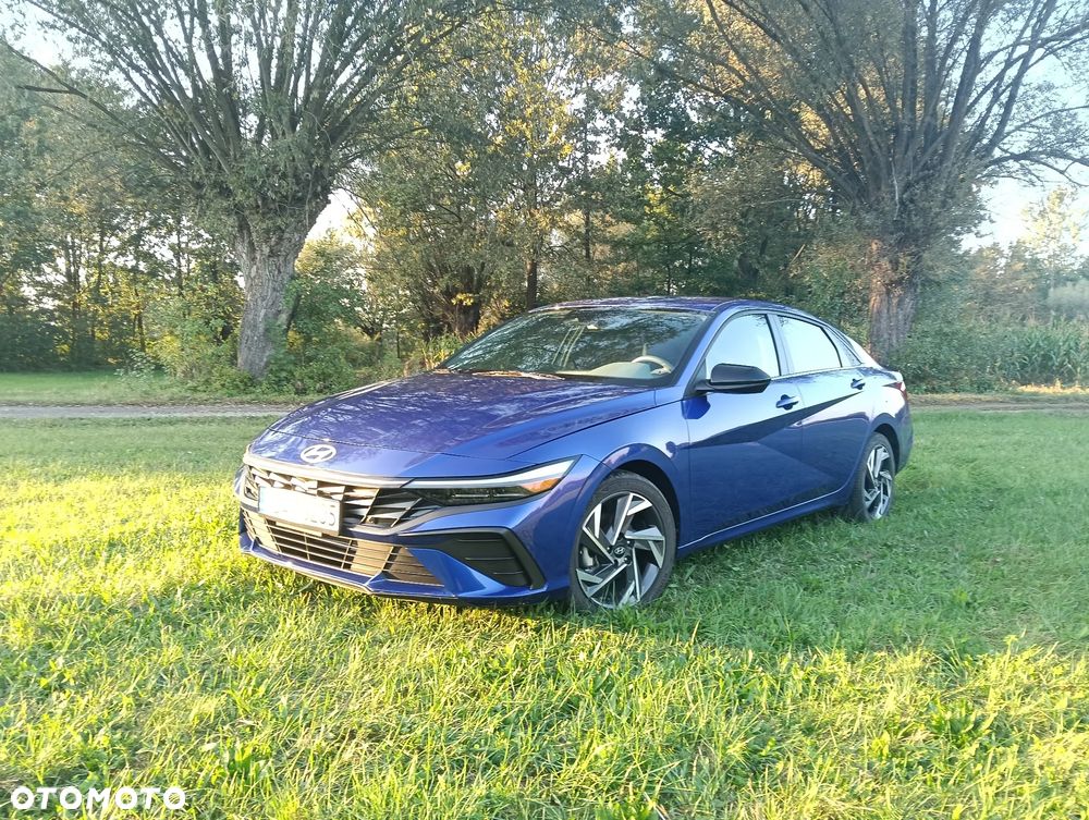 Hyundai Elantra - 18