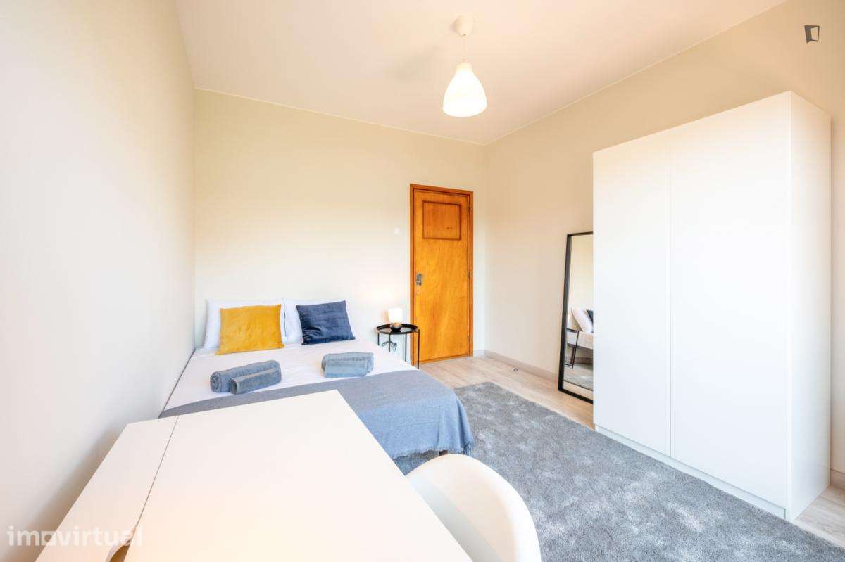 Quarto - localizado em Saldanha Lisbon - Grande imagem: 3/18