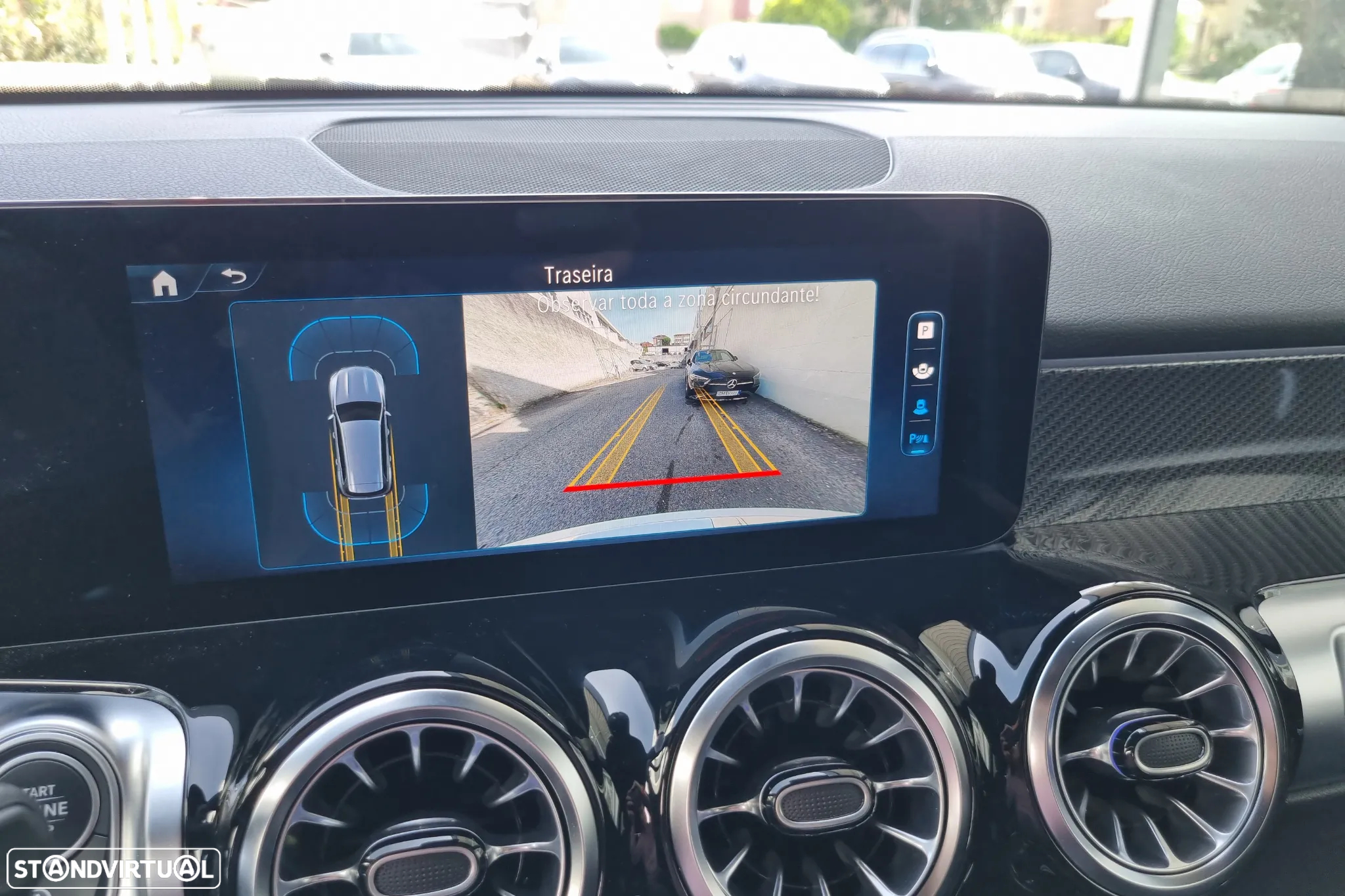 Mercedes-Benz GLB 180 d AMG Line - 18