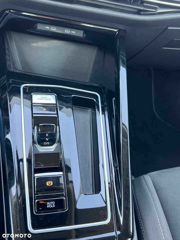 Volkswagen Golf 1.5 eTSI OPF DSG Style - 18