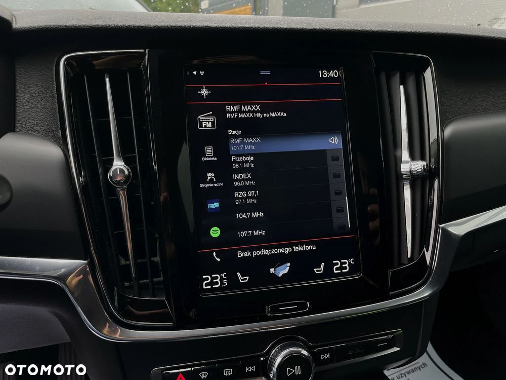 Volvo V90 D4 Geartronic Kinetic - 25