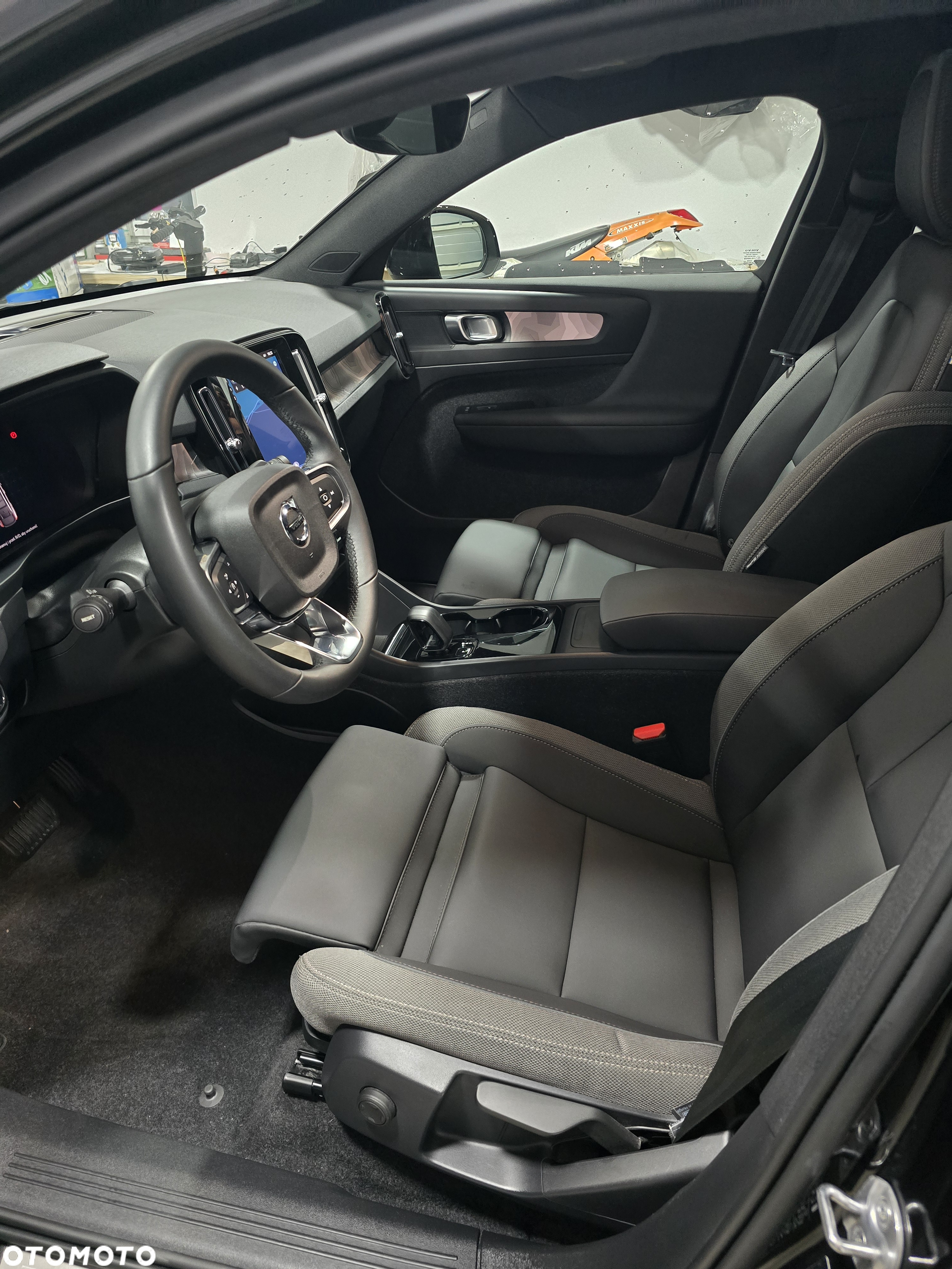 Volvo C40 - 15