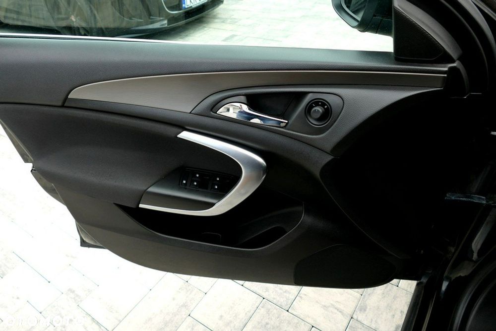 Opel Insignia 2.0 CDTI Cosmo - 23